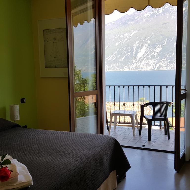 Casa Albergo Sorriso (Adults Only) Limone sul Garda Exterior foto